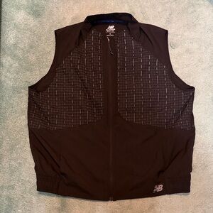 New Balance women’s large 2023 marathon vest